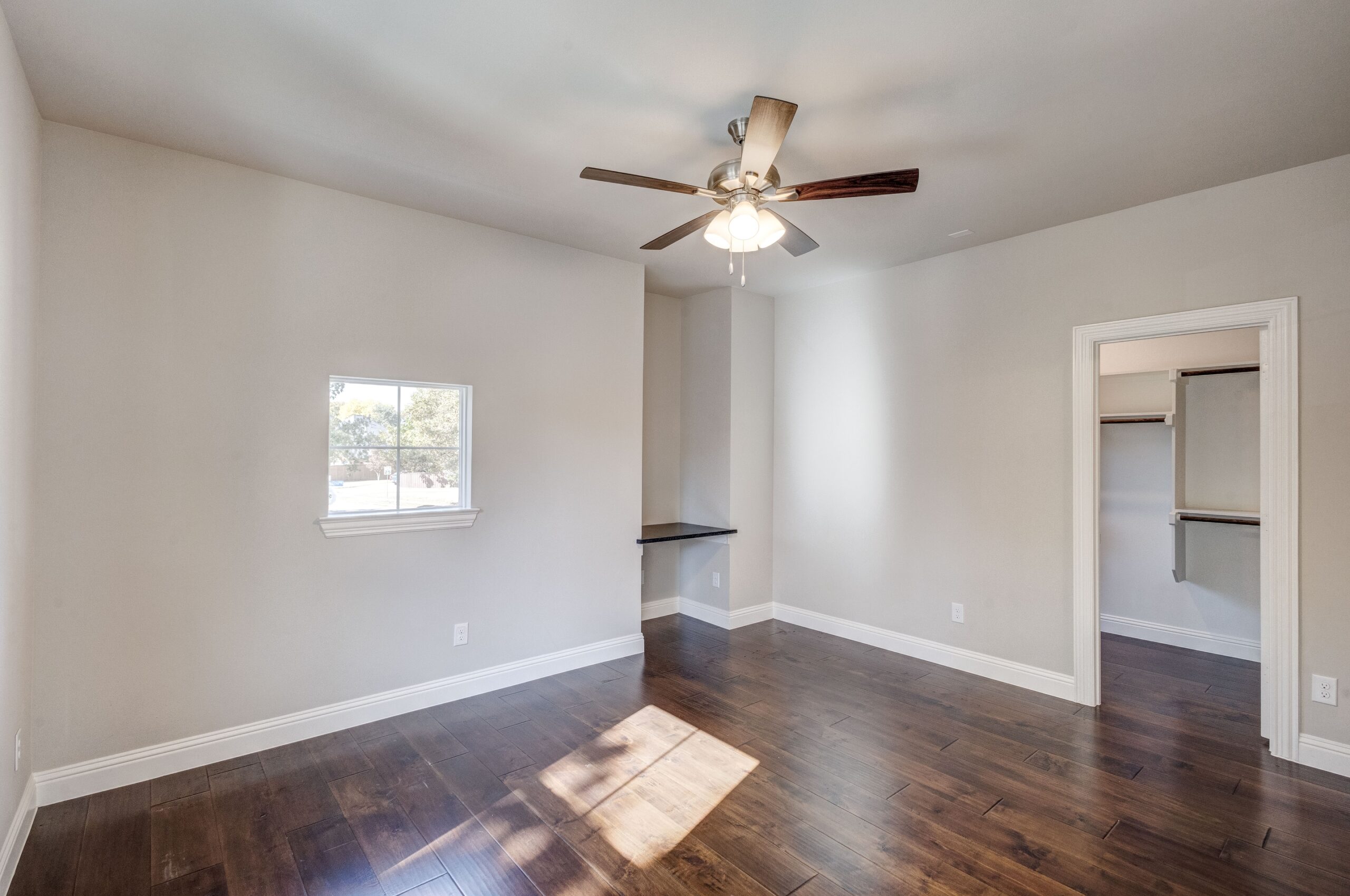 mls-IMG_3736_40_42_43_44IMG_3736_40_42_43_44